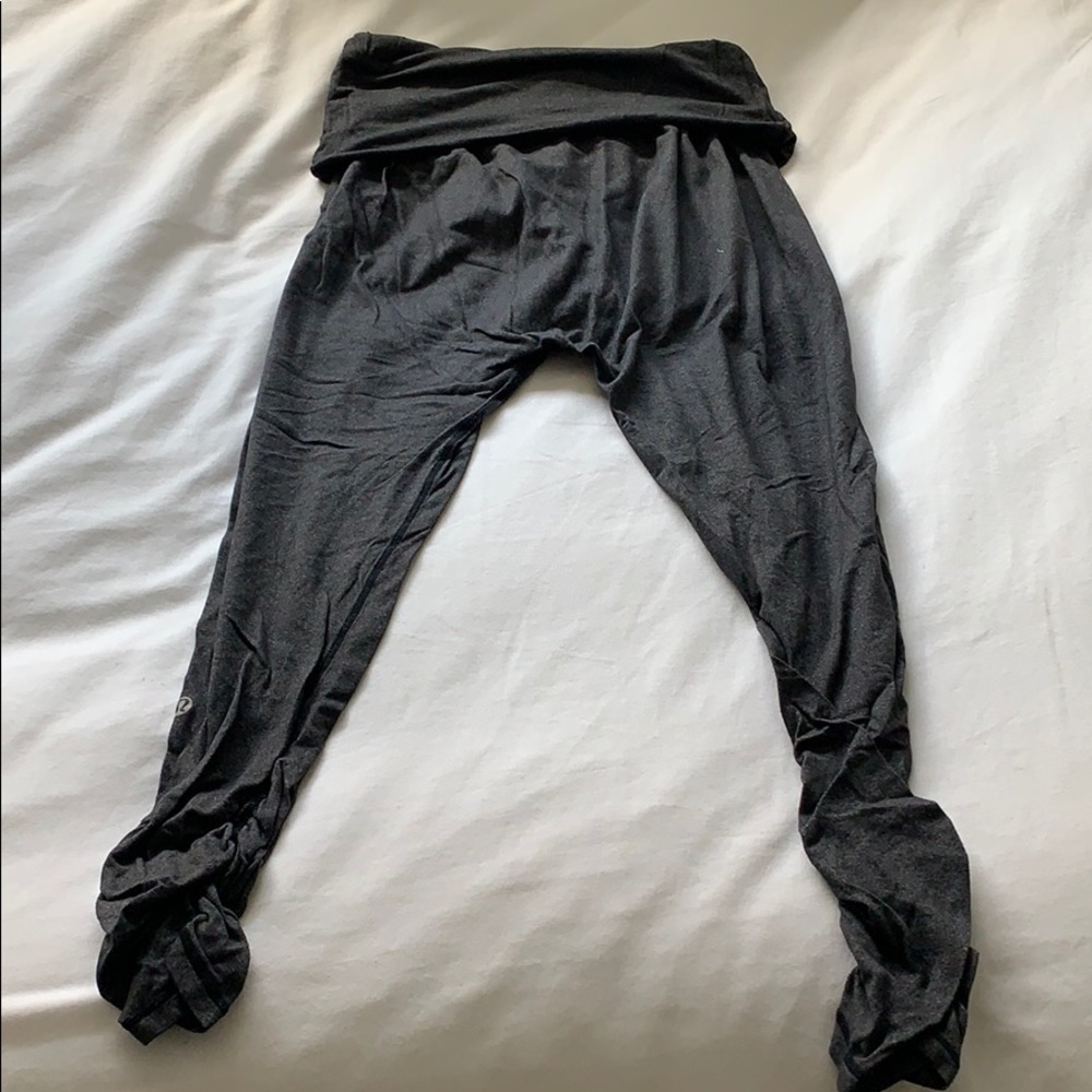 LULULEMON women’s gray drop crotch leggings.